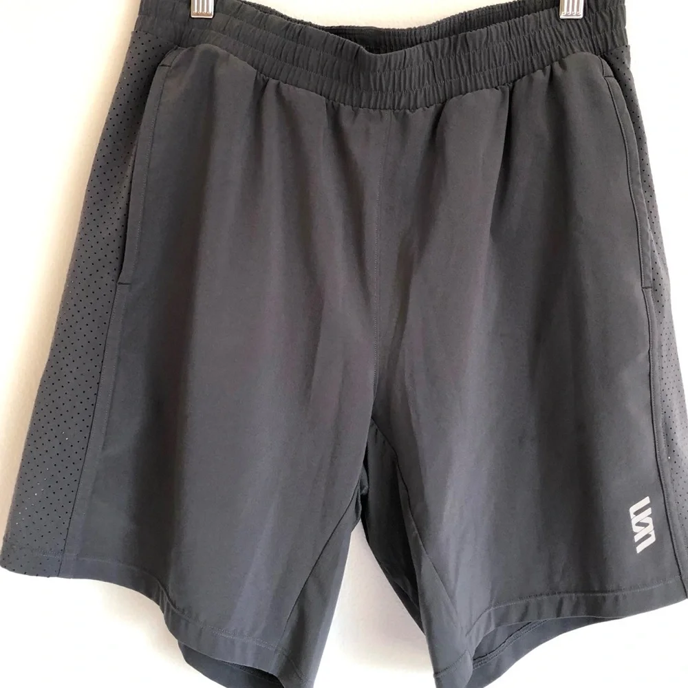 Second Skin Grey / Maroon Compression Lined Workout Athletic Shorts Size Large